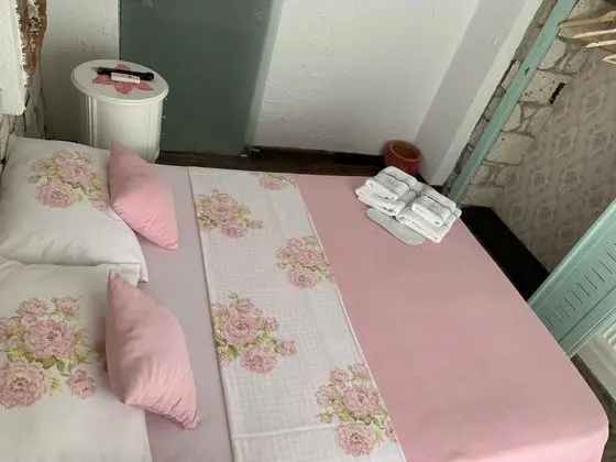 Ekonomik Oda, Havuz Manzaralı