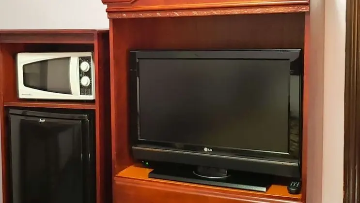 Standard Oda, 1 En Büyük (King) Boy Yatak, Sigara İçilmez, Buzdolabı ve Mikrodalga