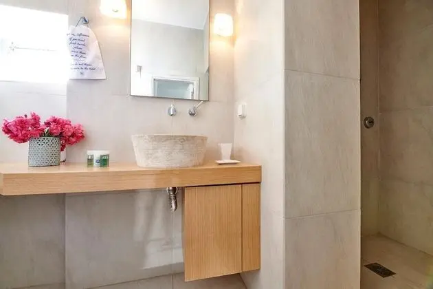 Tek Büyük Yataklı Oda, Veranda, Deniz Manzaralı (Aloni)