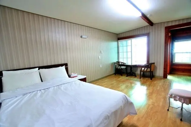 Standard Oda, Teras (14PY, Free Extra Person Charge Promo)