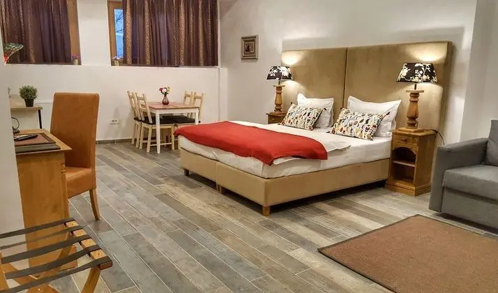 Deluxe Stüdyo
