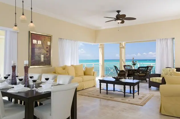 Suit Ocean Front One Bedroom