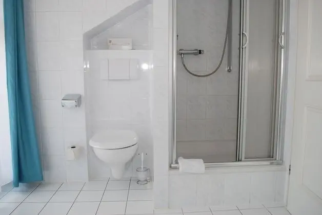Basic Tek Büyük Yataklı Oda