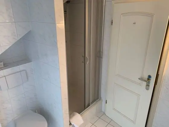 Basic Üç Kişilik Oda