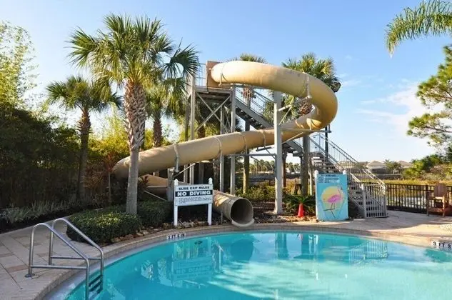 Ev (The Windsor Hills IHR 3076)