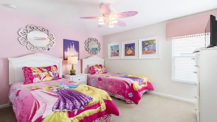 Villa, 6 Yatak Odası, Kişiye Özel Havuzlu (2534 HS)