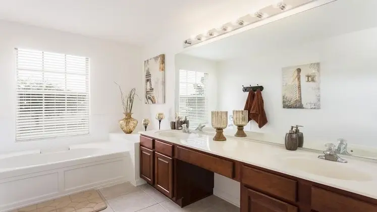 Villa, 6 Yatak Odası, Kişiye Özel Havuzlu (2669ML (IPHAP-WH))