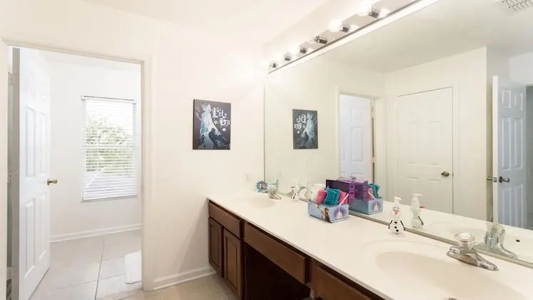 Villa, 6 Yatak Odası, Kişiye Özel Havuzlu (2669ML (IPHAP-WH))