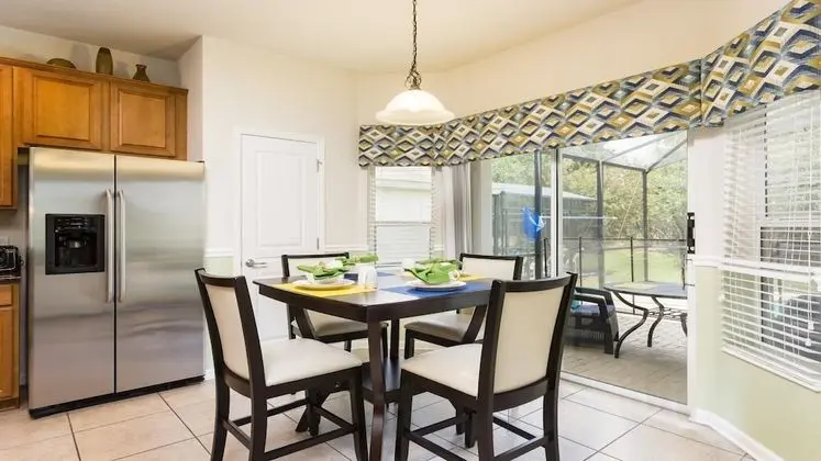 Villa, 6 Yatak Odası, Kişiye Özel Havuzlu (2712ML (IPHAP-WH))