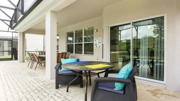 Villa, 6 Yatak Odası, Kişiye Özel Havuzlu (2712ML (IPHAP-WH))