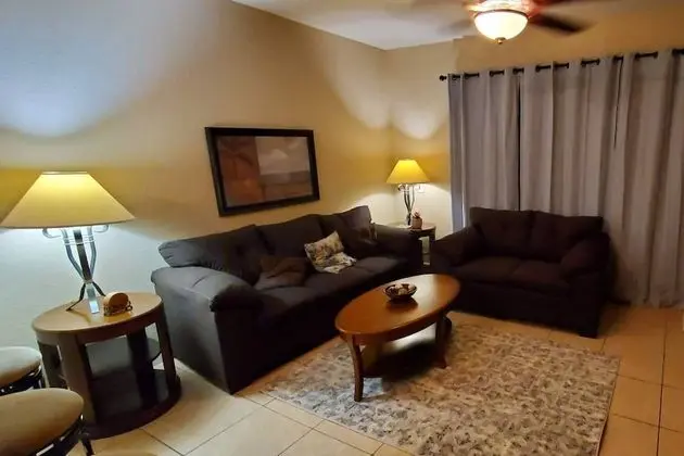 Apart Daire (7669 Windsor Hills)