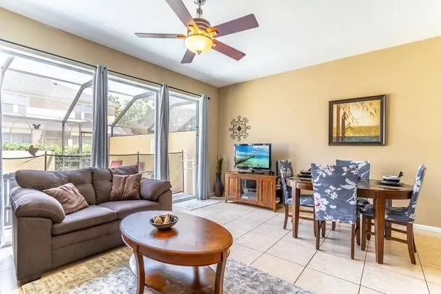 Apart Daire (7669 Windsor Hills)
