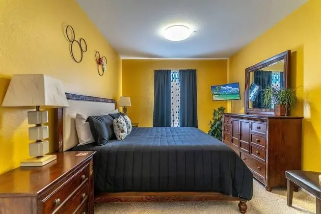 Daire (2784 Windsor Hills)