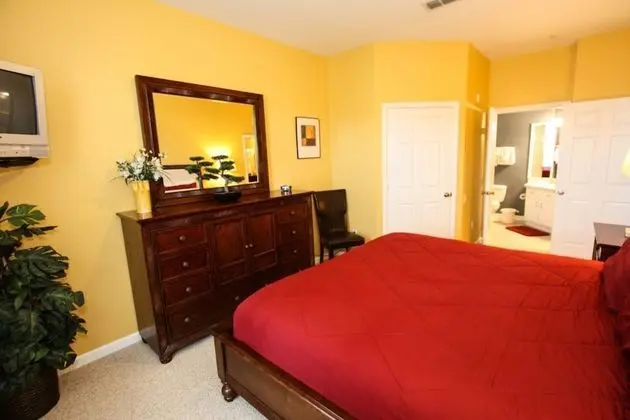 Daire (2784 Windsor Hills)