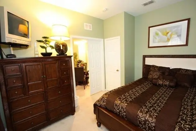Daire (2784 Windsor Hills)