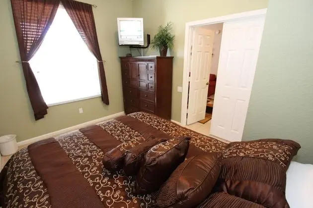 Daire (2784 Windsor Hills)