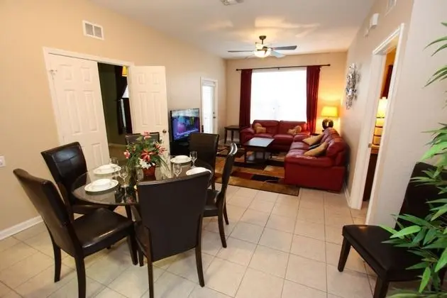 Daire (2784 Windsor Hills)