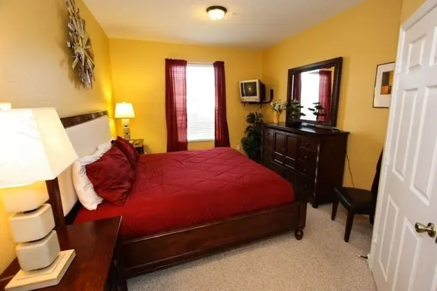 Daire (2784 Windsor Hills)