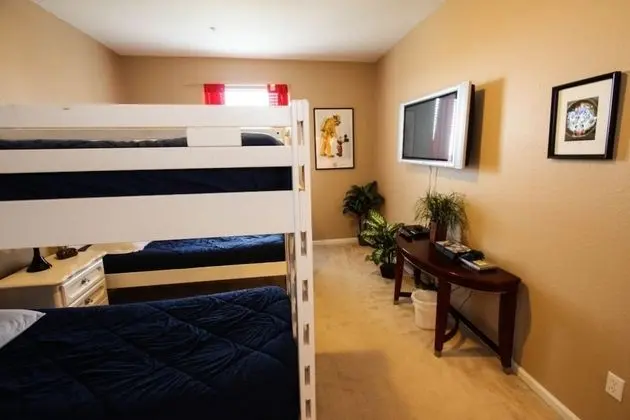 Daire (2784 Windsor Hills)