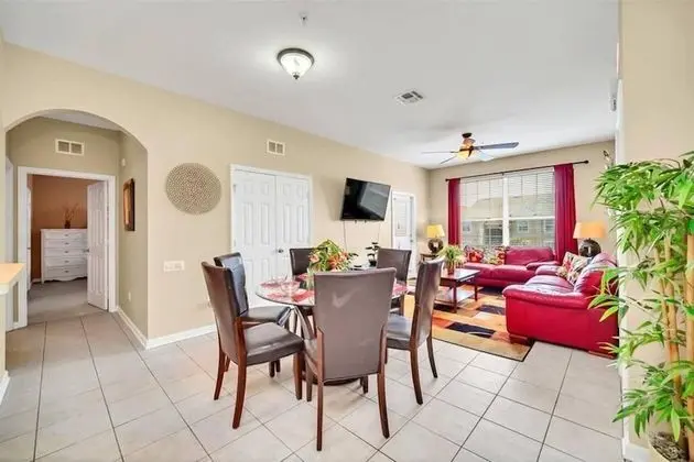 Daire (2784 Windsor Hills)