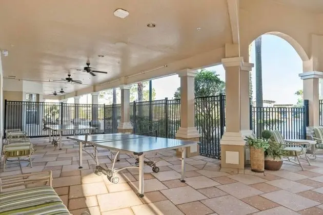 Daire (2784 Windsor Hills)