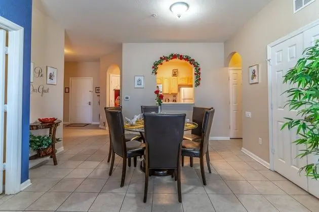Daire (2784 Windsor Hills)