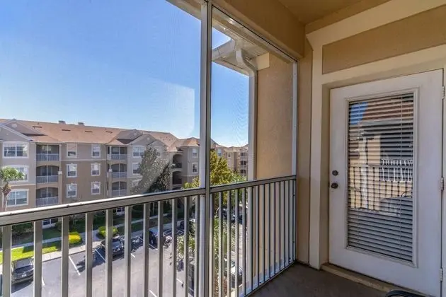Daire (2784 Windsor Hills)