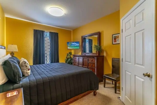 Daire (2784 Windsor Hills)