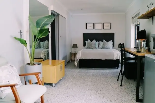 Luxury Tek Büyük Yataklı Oda
