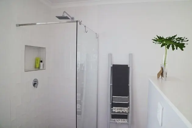 Premium Tek Büyük Yataklı Oda
