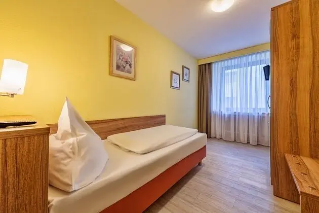 Tek Kişilik Oda