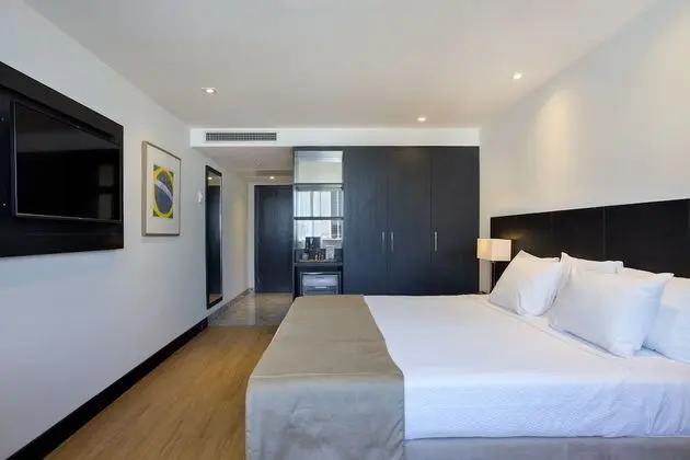 Luxo Plus com Cama Casal