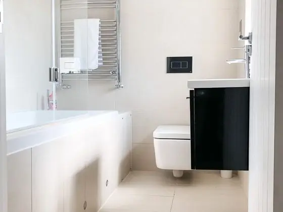 Ev, Özel Banyo (Windsor Town Centre)