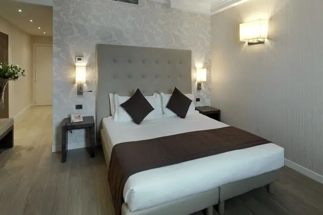 Deluxe Büyük Yataklı Tek Kişilik Oda