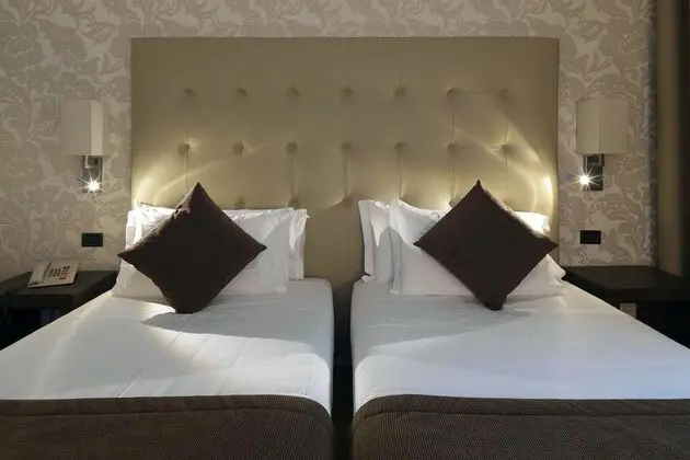Deluxe Tek Büyük veya İki Ayrı Yataklı Oda