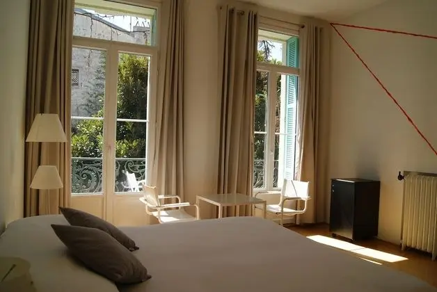 Premium Tek Büyük Yataklı Oda