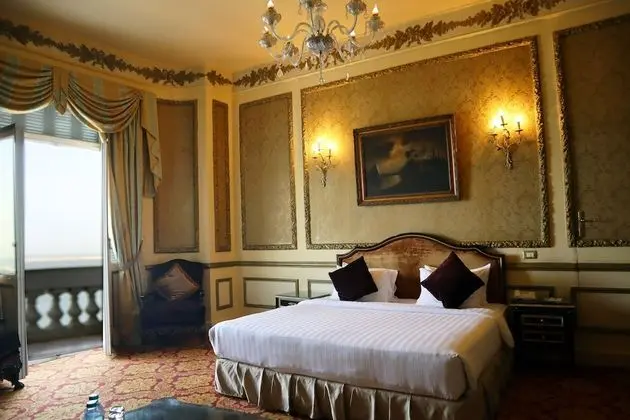 Royal Suite Direct Sea View