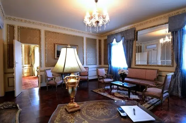 Royal Suite Direct Sea View