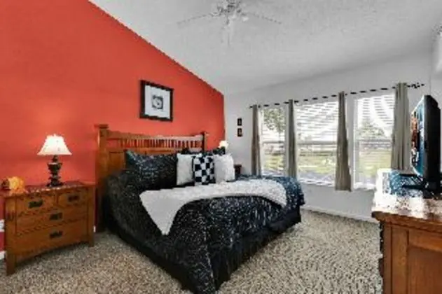 TOWNHOME
