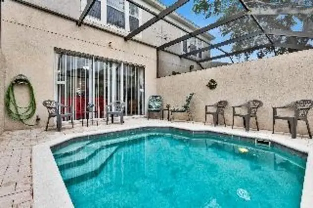 TOWNHOME