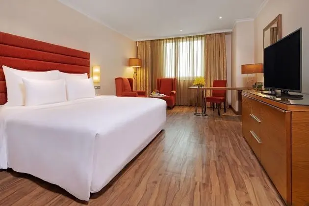 Club Tek Büyük Yataklı Oda, Şehir Manzaralı