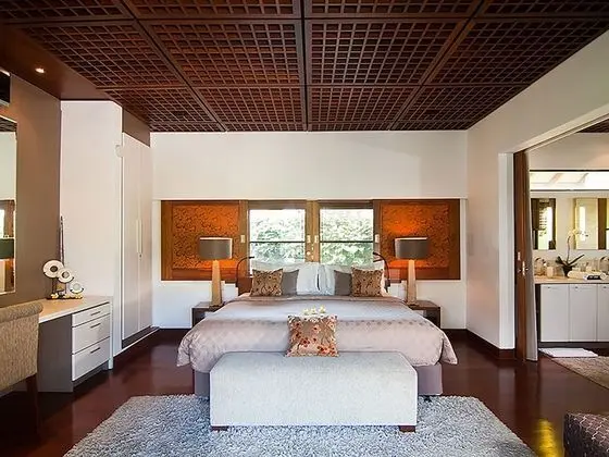 Villa (Windu Sari)