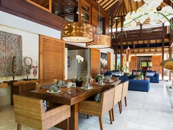Villa (Windu Sari)