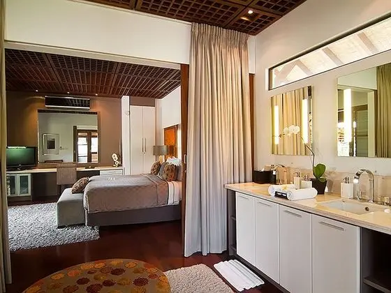 Villa (Windu Sari)