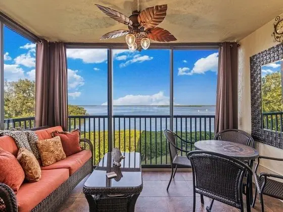Daire (Windward Point 212)