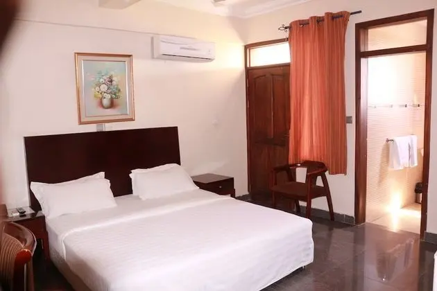 Standard Tek Büyük Yataklı Oda