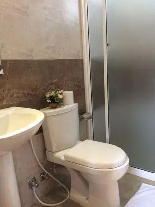 Classic Tek Büyük Yataklı Oda