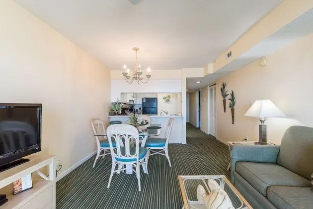 2 Bedroom, 2 Bathroom, Oceanview Condo
