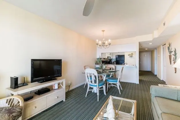 2 Bedroom, 2 Bathroom, Oceanview Condo