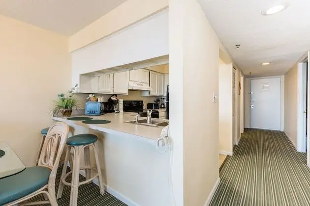 2 Bedroom, 2 Bathroom, Oceanview Condo